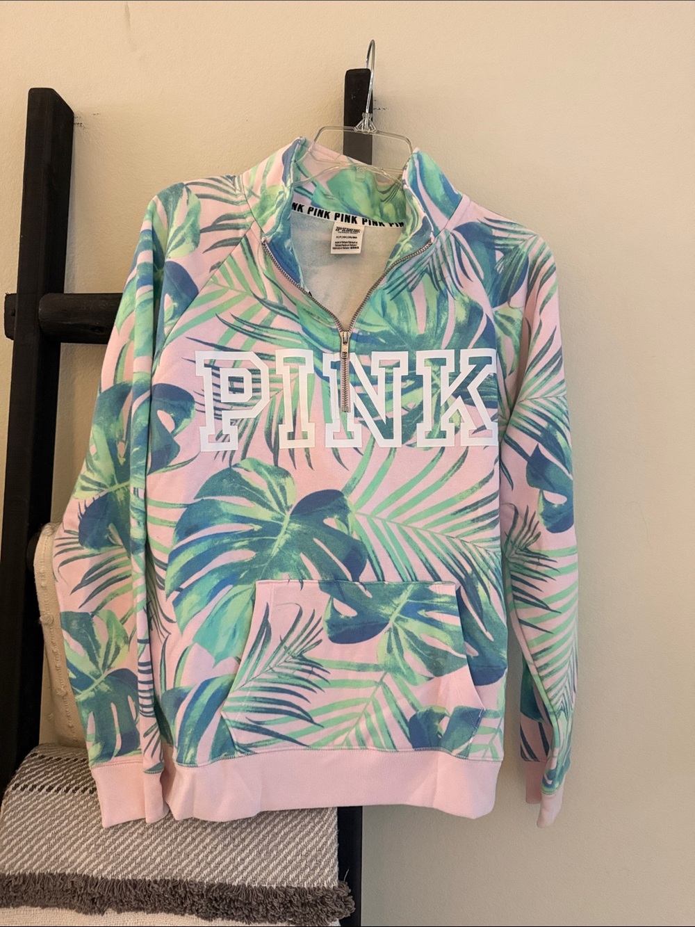 NEW PINK Victoria's Secret Pastel Pink Tropical Palm Tree Half-Zip Pullover